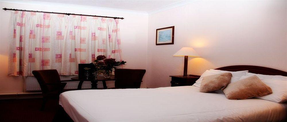 Westlodge Hotel & Leisure Centre Бантрі Екстер'єр фото