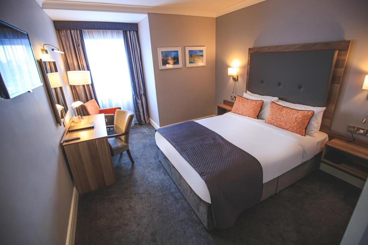 Westlodge Hotel & Leisure Centre Бантрі Екстер'єр фото