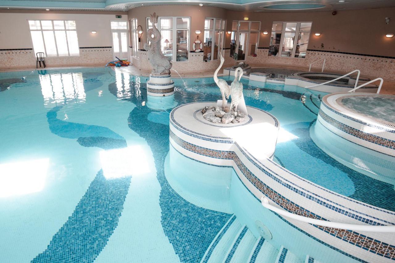 Westlodge Hotel & Leisure Centre Бантрі Екстер'єр фото